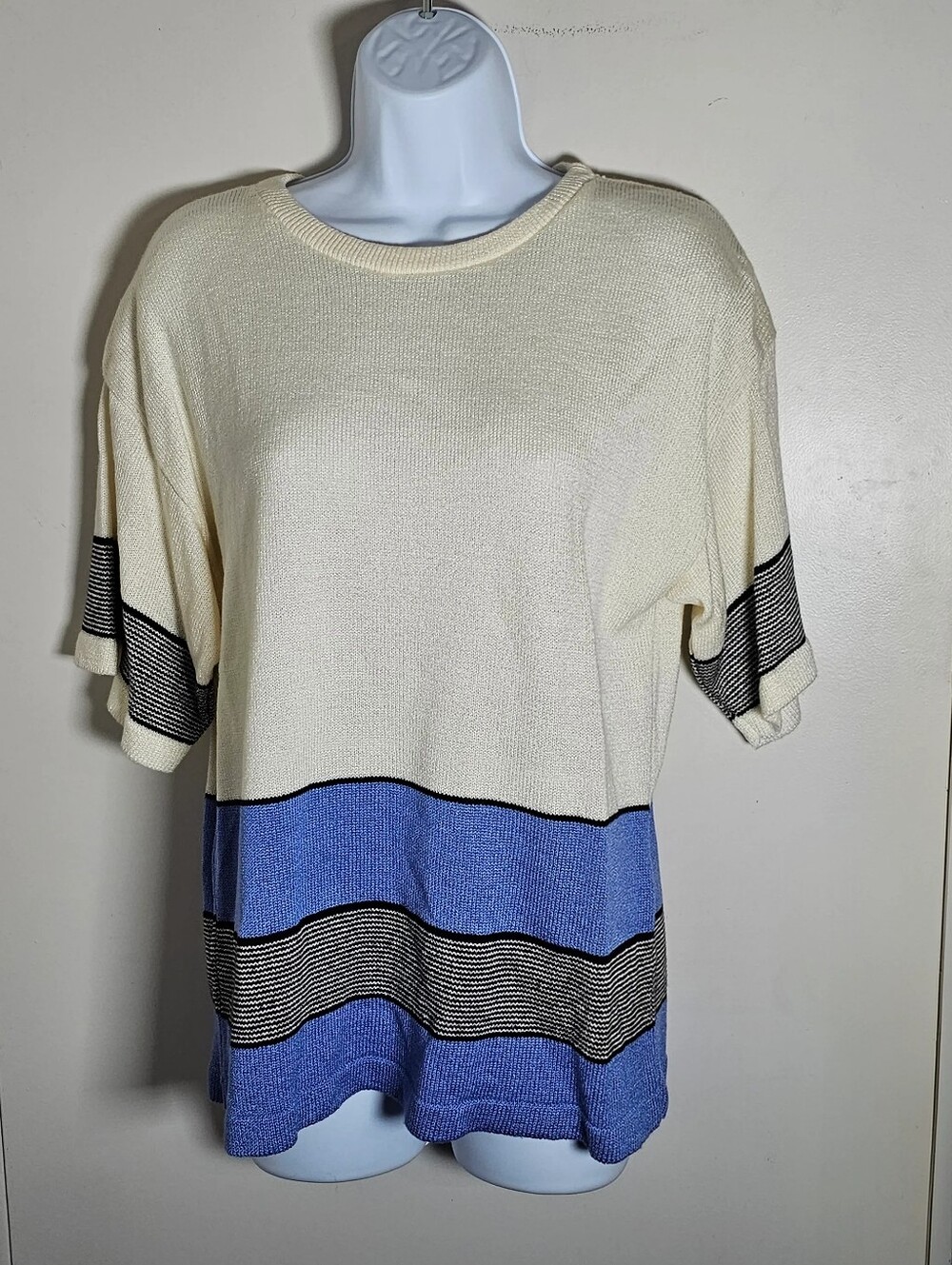 Vintage 80s Vivanti Colorblock Knit Short Sleeve Sweater Top Blue Cream M